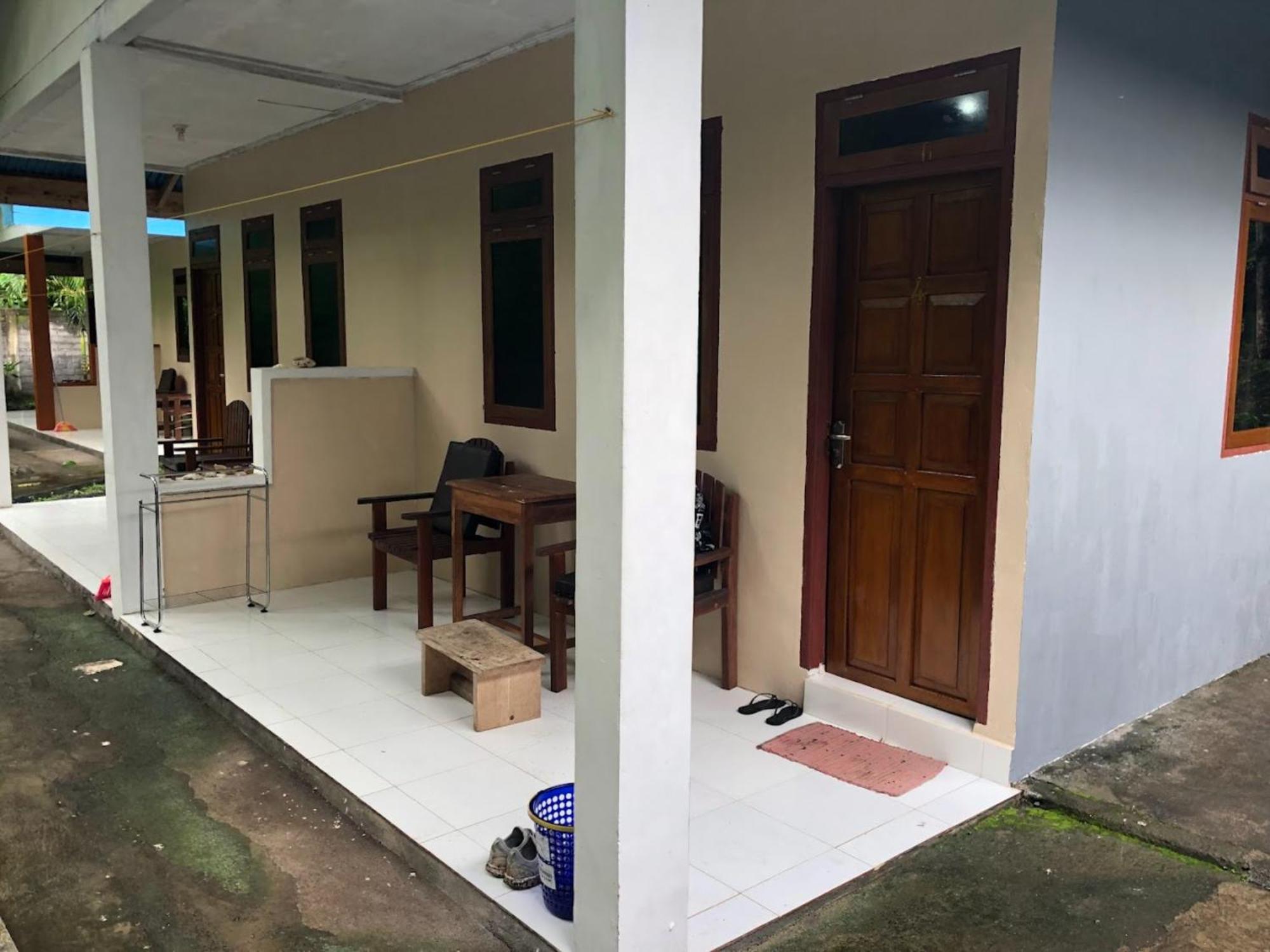 Tangkoko Macaca Hotell Rinondoran Exteriör bild